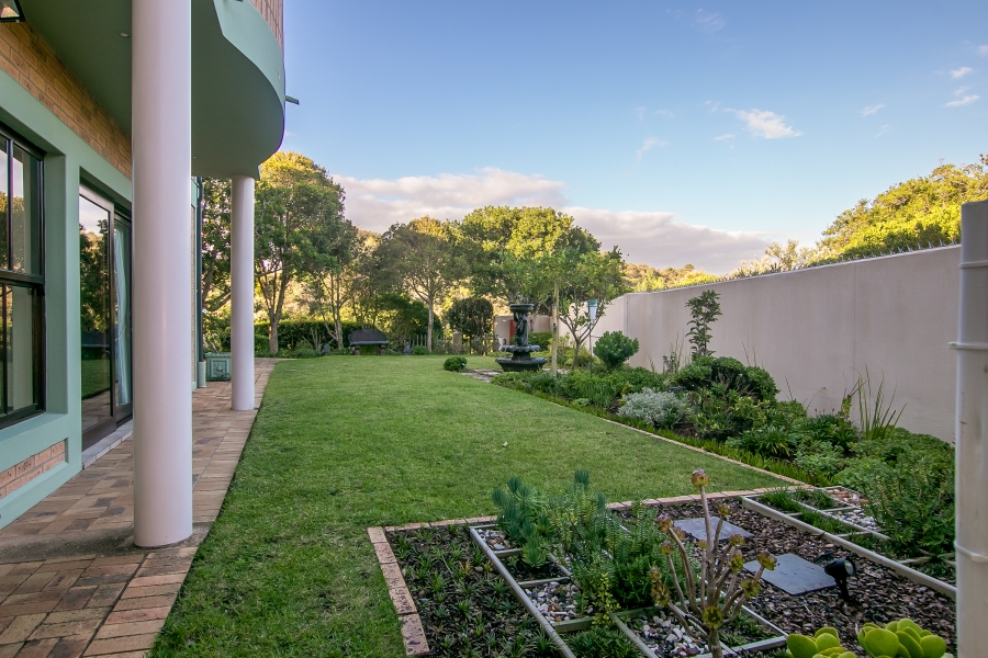 4 Bedroom Property for Sale in Cola Beach Western Cape